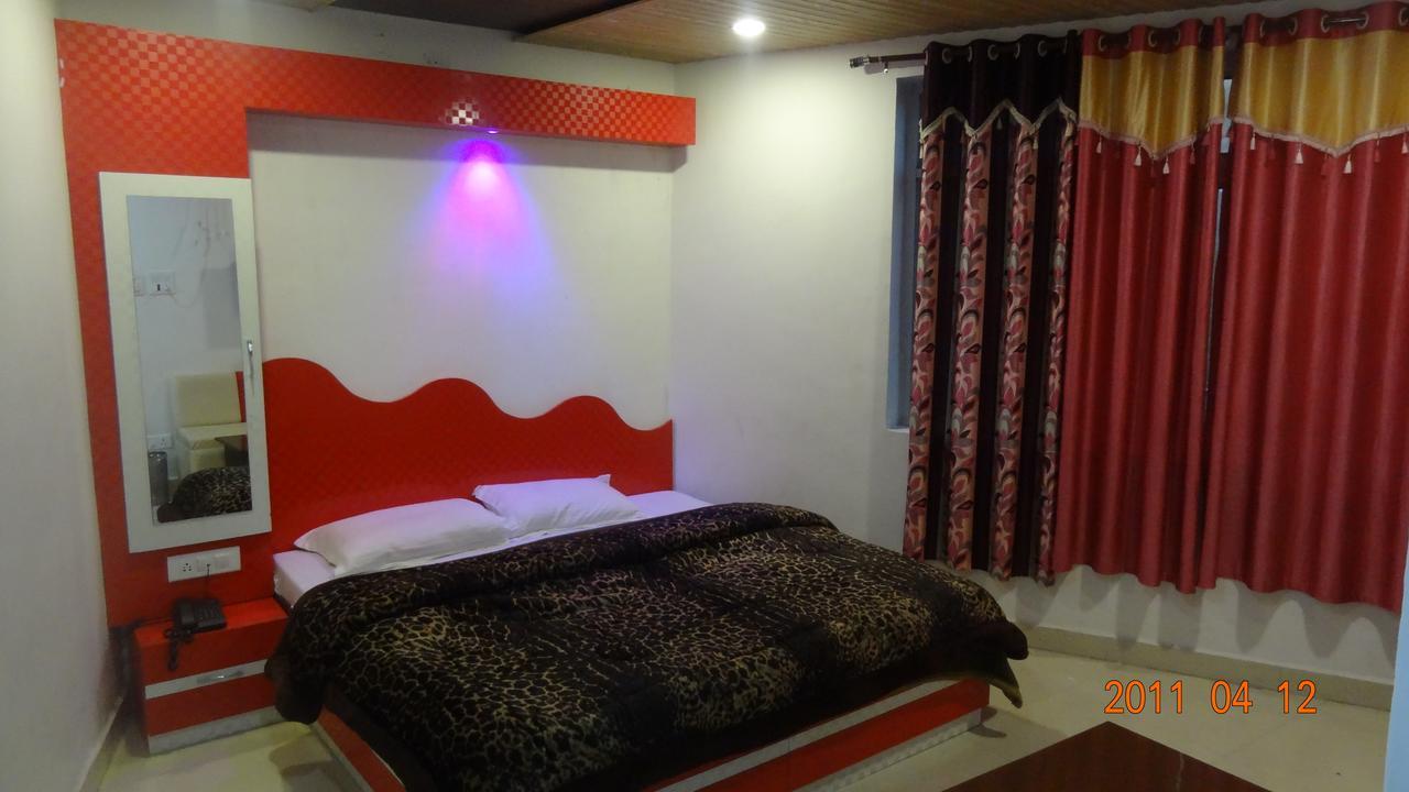 Hotel Dalhousie Hills 外观 照片